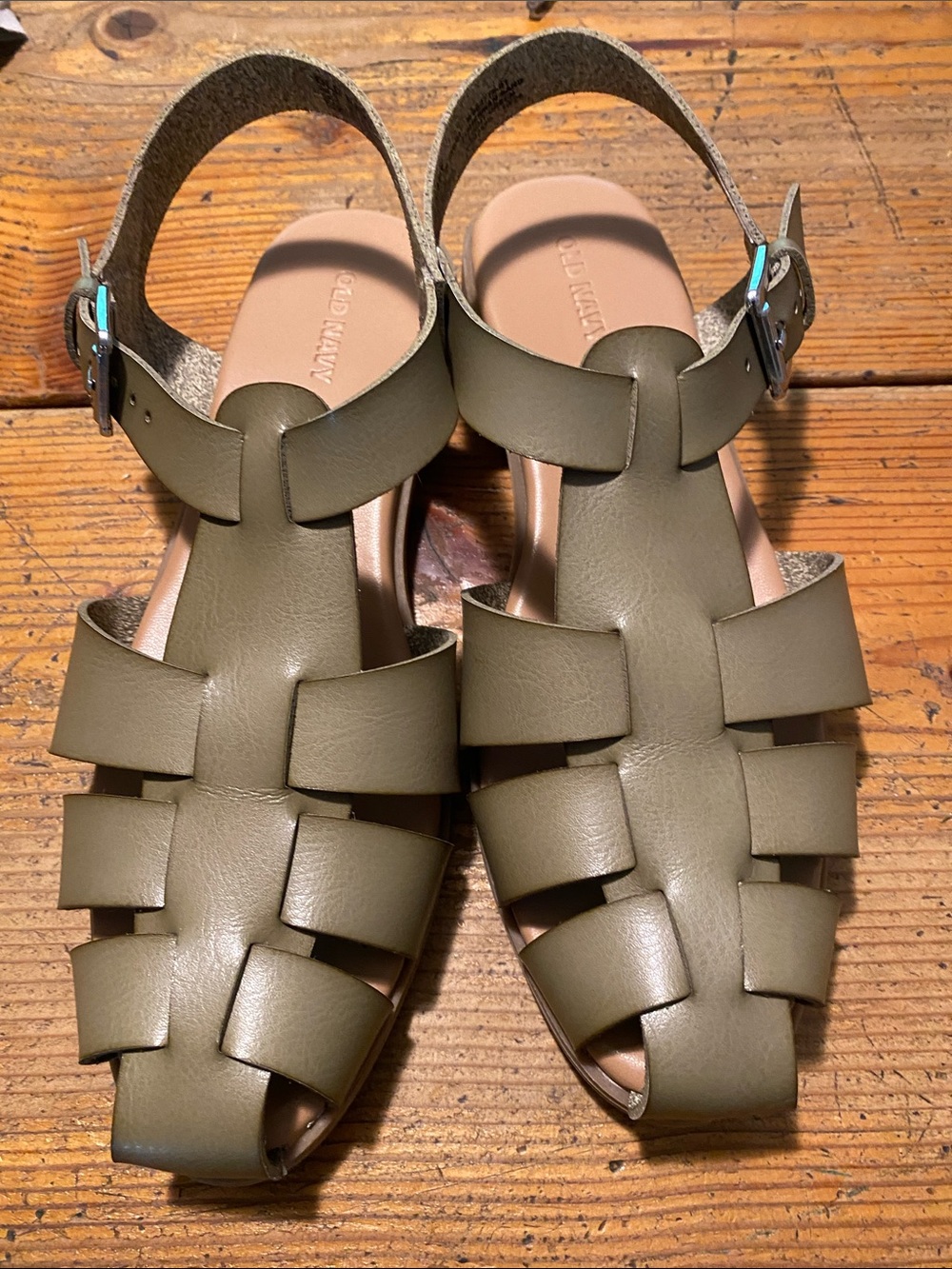 Old Navy Olive Fisherman Sandals - Picture 5 of 5